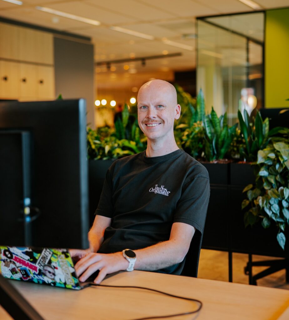Simon van bouw naar DevOps Engineer